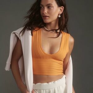 THE RENNA SEAMLESS
PLUNGE TANK - S/M